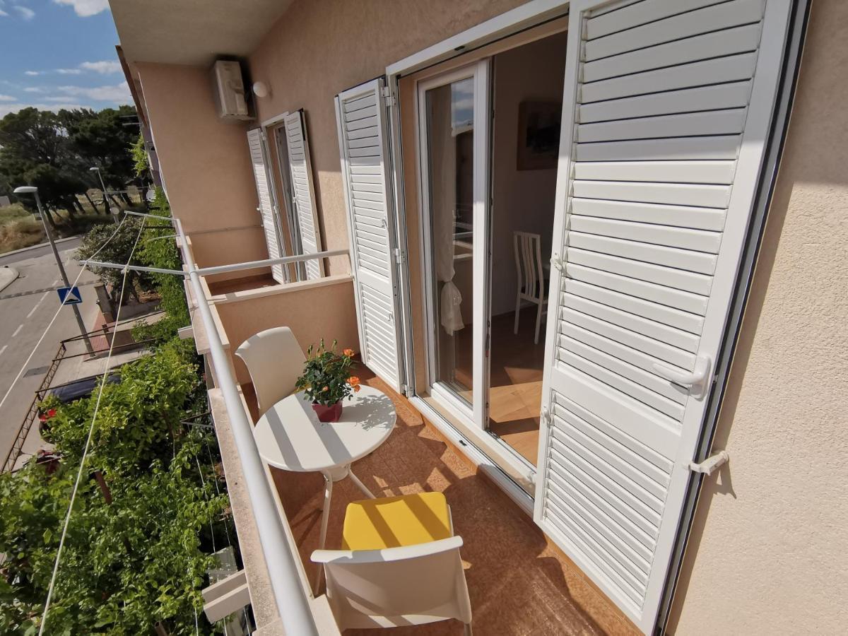 Apartmani Riba Makarska Eksteriør bilde